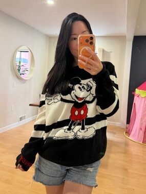 Divided Black & Cream Mickey Mouse Crewneck Sweater